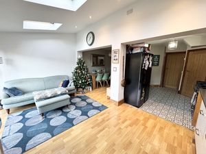 Photo 37- click for photo gallery